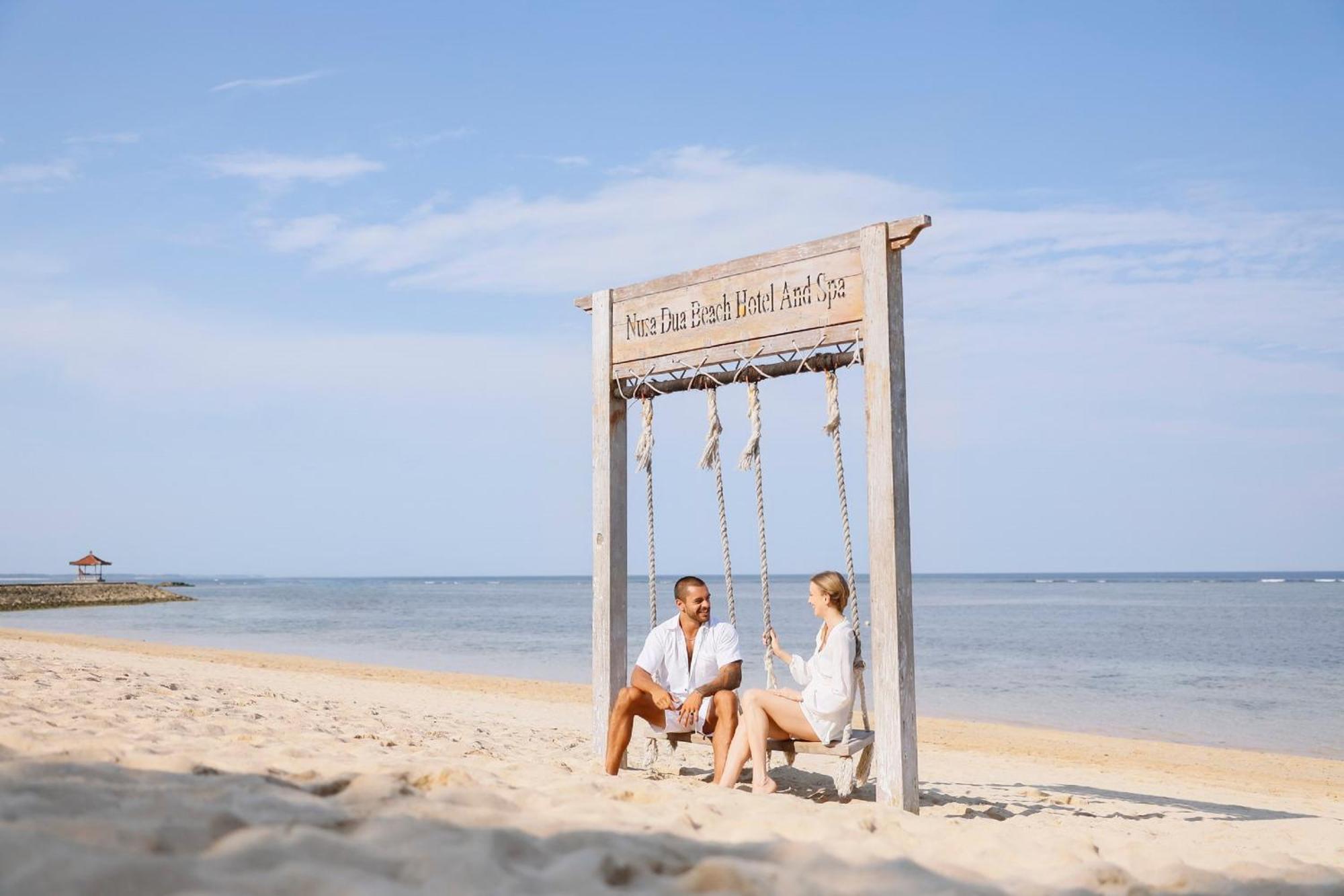 Nusa Dua Beach Hotel And Spa - Handwritten Collection Esterno foto Beach at the resort