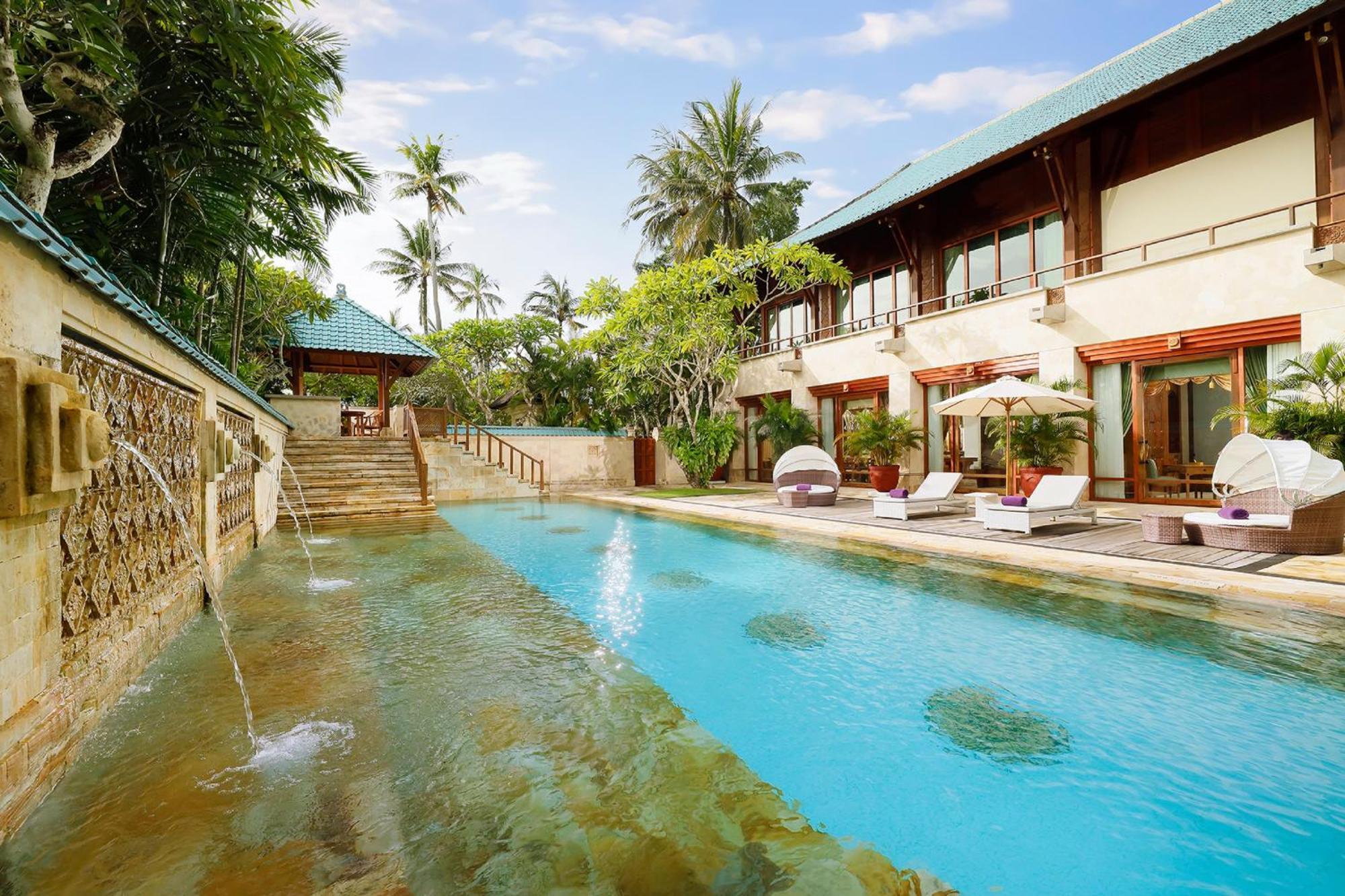 Nusa Dua Beach Hotel And Spa - Handwritten Collection Esterno foto The swimming pool at the hotel