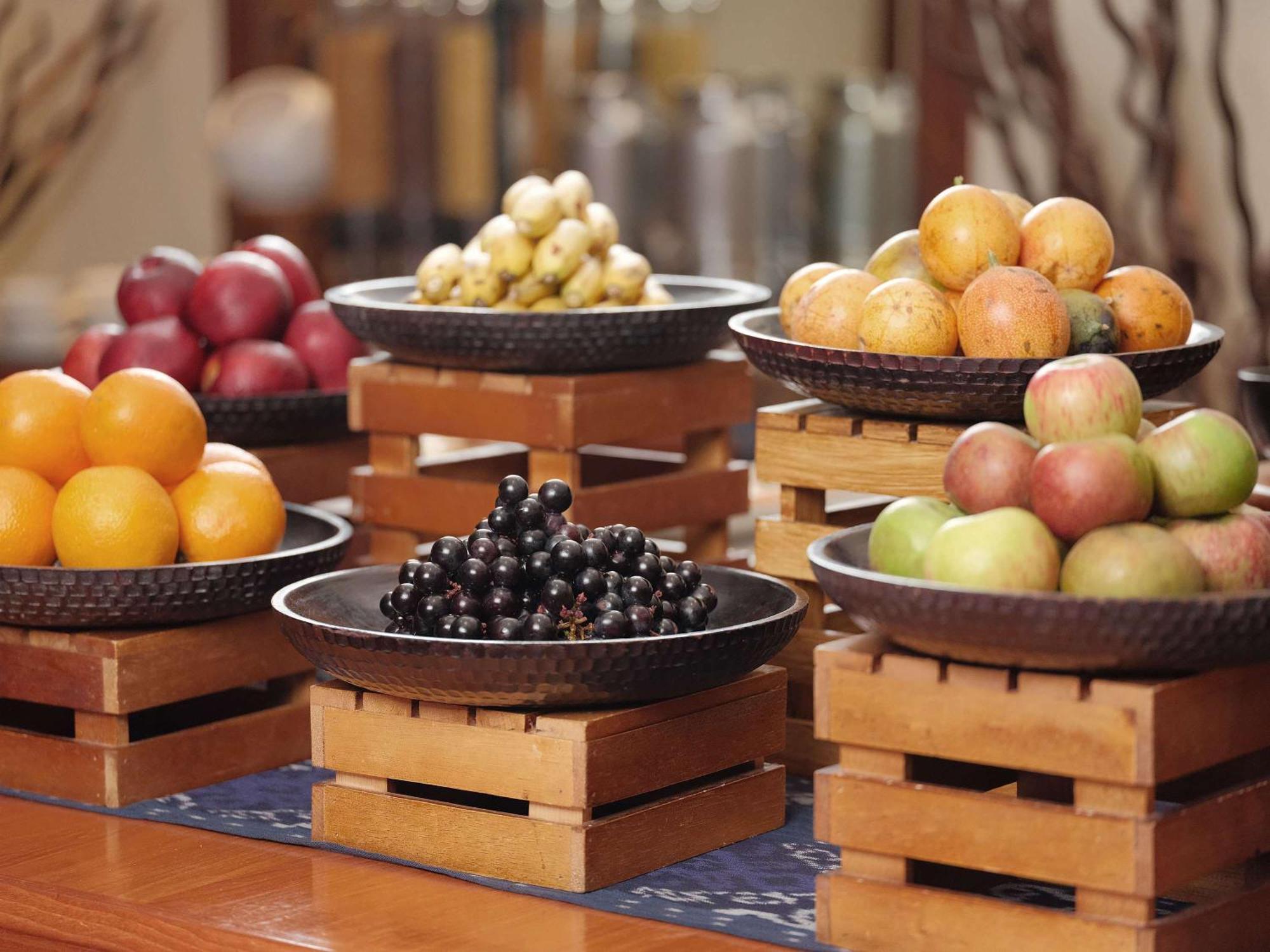 Nusa Dua Beach Hotel And Spa - Handwritten Collection Esterno foto Fruit